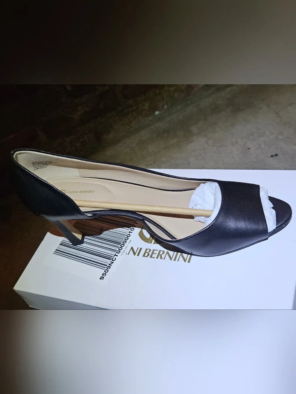 Giani Bernini Black Leather Peep-Toe Pump (NWT) 9.5